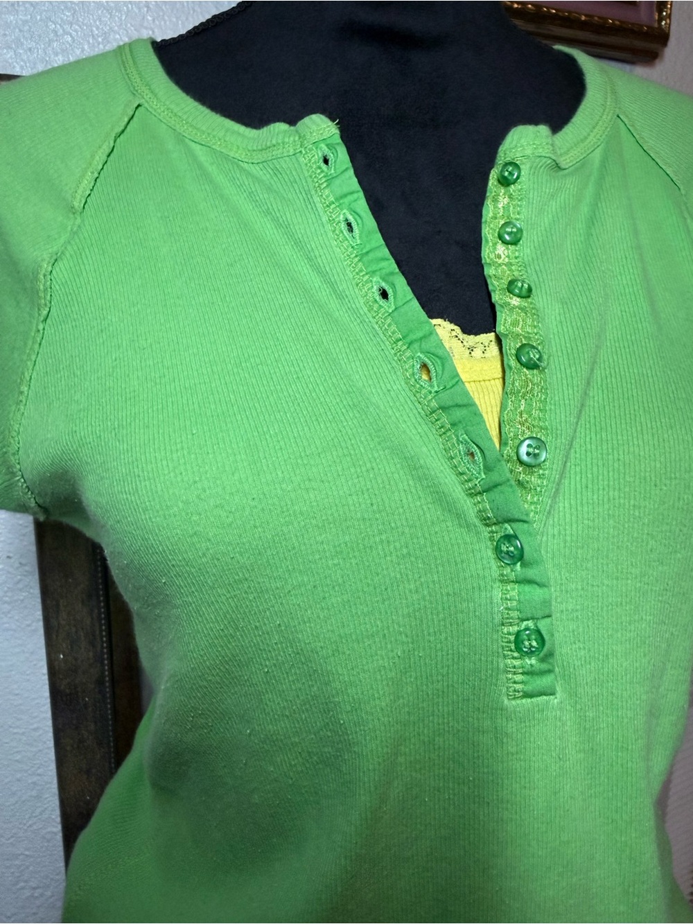 Vintage Y2K Lime Green & Yellow Layered Henley Top •Size L• - Picture 4 of 8